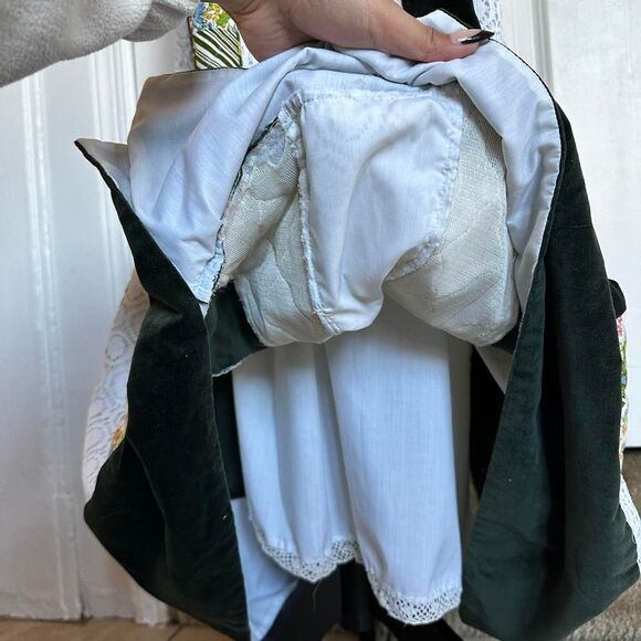 American Vintage cottagecore maxi skirt w/ lace, velvet & patchwork detail, S-M - Picture 6 of 7